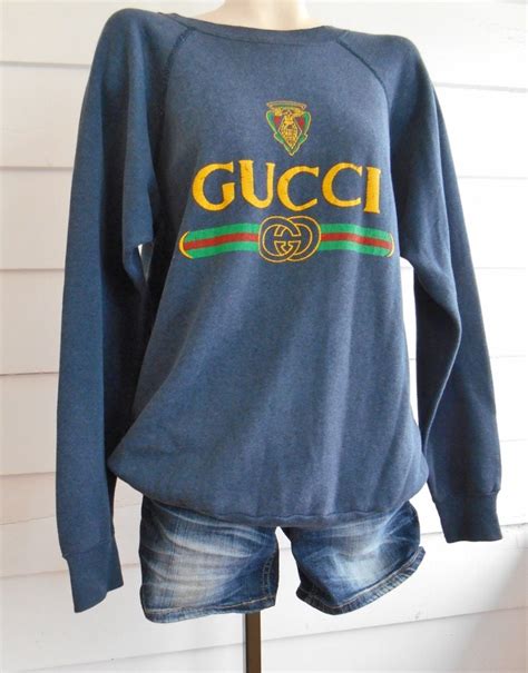 gucci vintage logo sweater